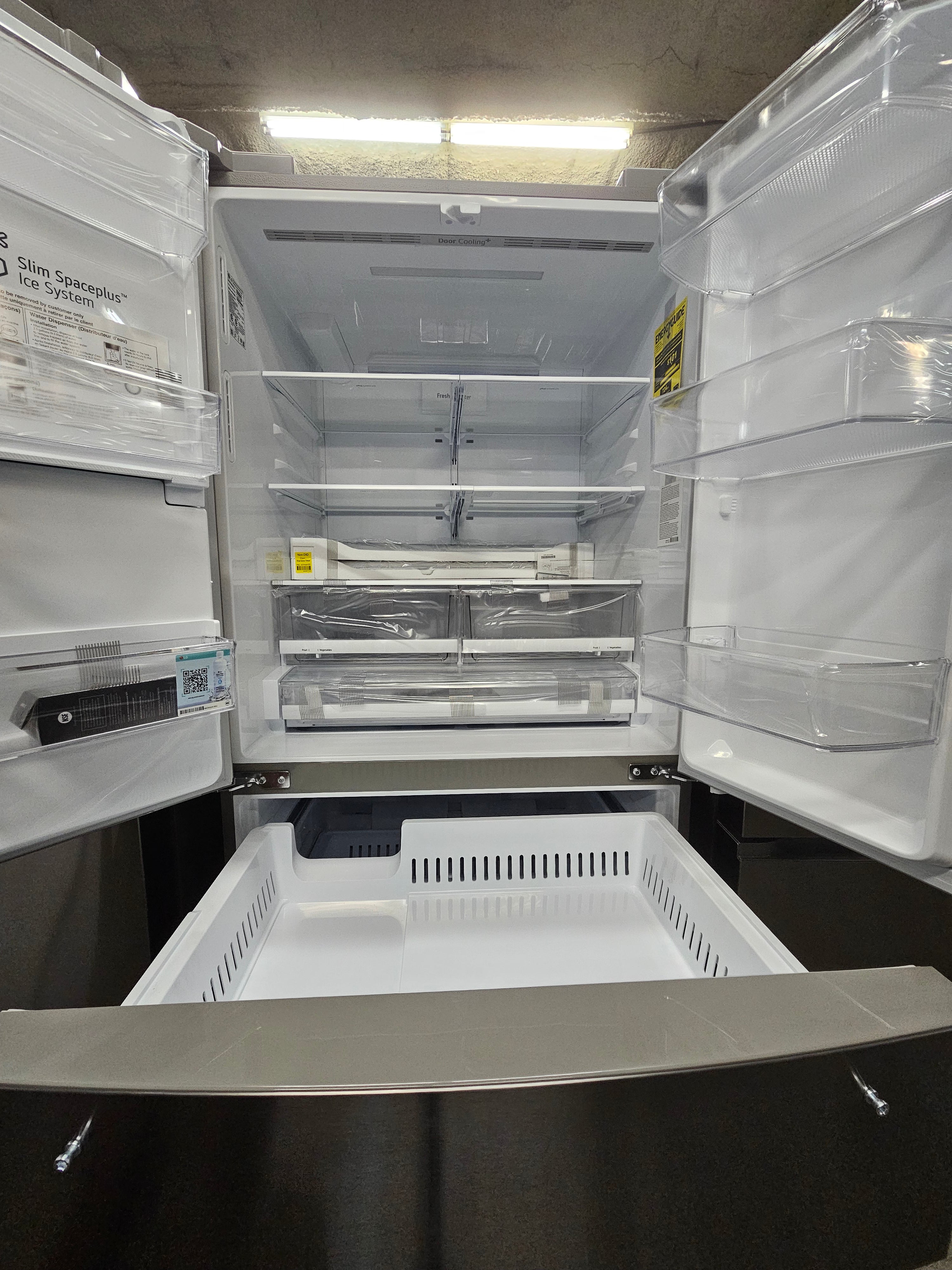 LG 27.8 Cu. Ft. 4-Door French Door Smart Refrigerator with Smart Cooling System Stainless Steel
